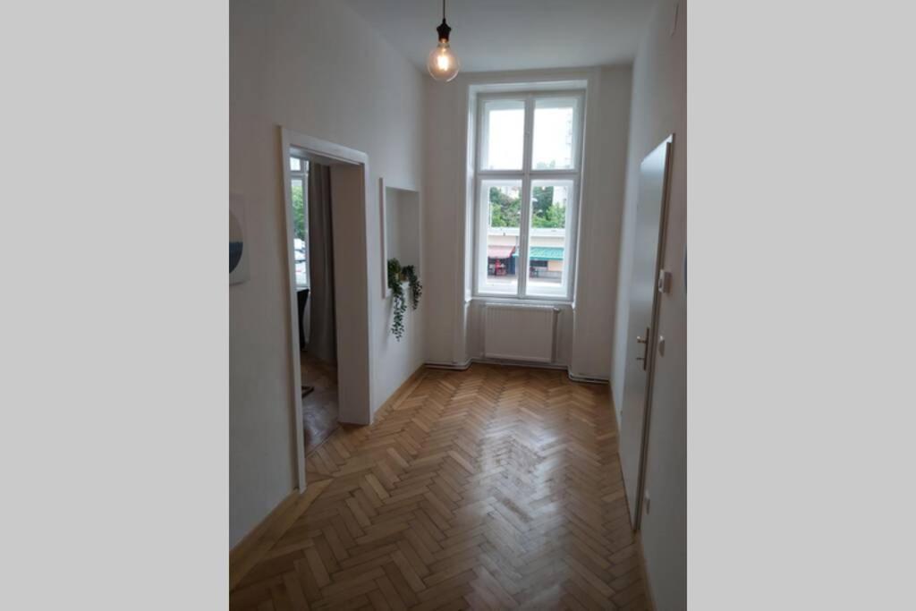 Lovely New 2 Bedroom Near Hannovamarkt Vienna Exterior photo